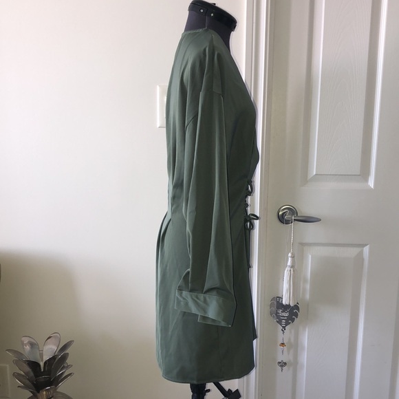 Long sleeve drape wrap dress - Picture 4 of 10